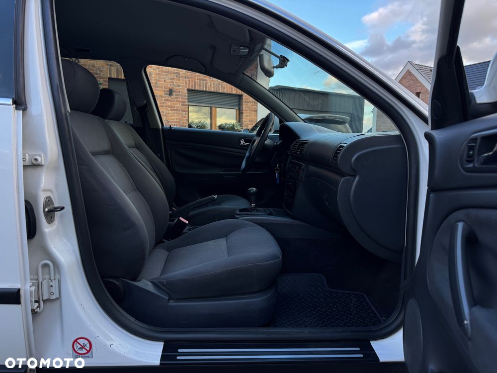 Volkswagen Passat - 10
