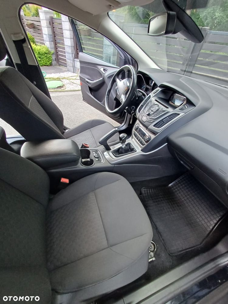 Ford Focus 1.0 EcoBoost Trend - 16