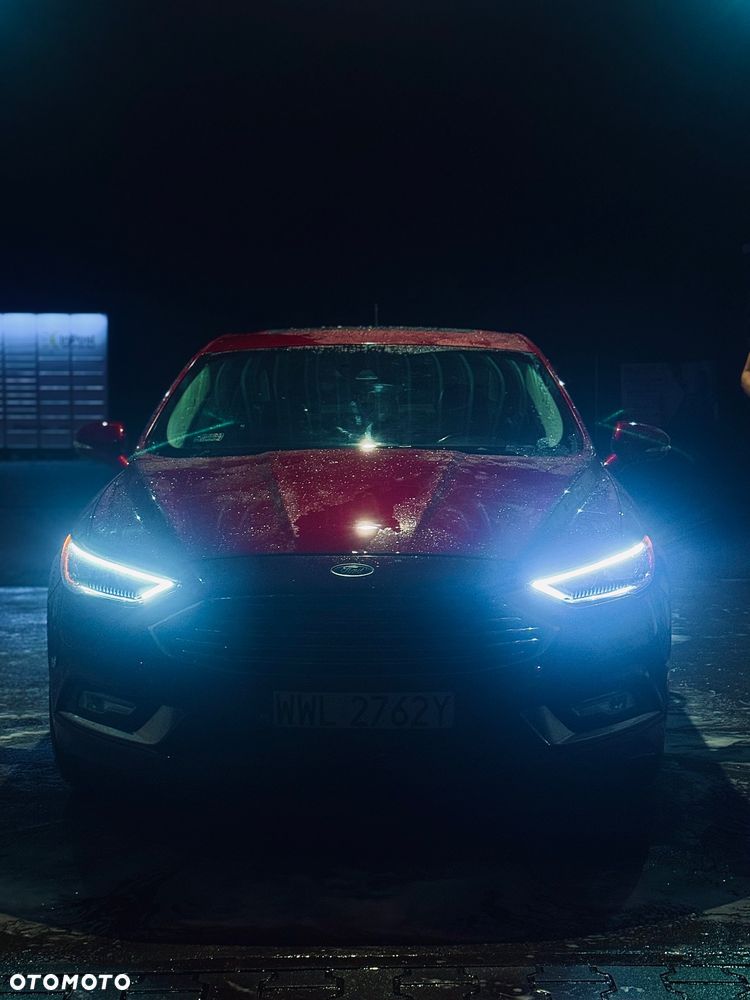 Ford Fusion - 21