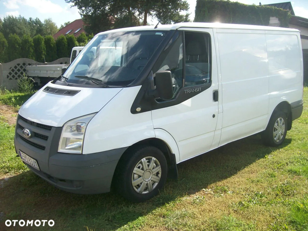 Ford Transit, Pełne Wyposażenie