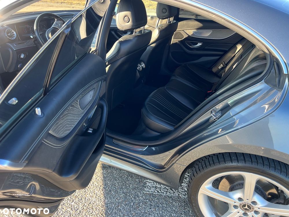 Mercedes-Benz CLS - 19