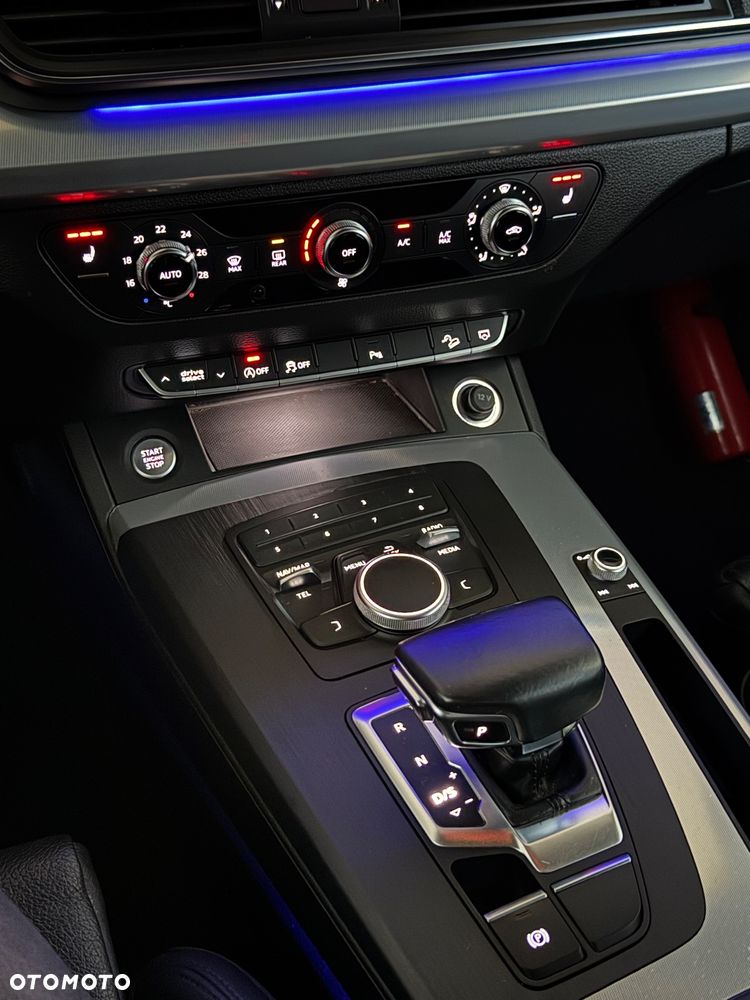 Audi Q5 35 TDI Quattro Sport S tronic - 35