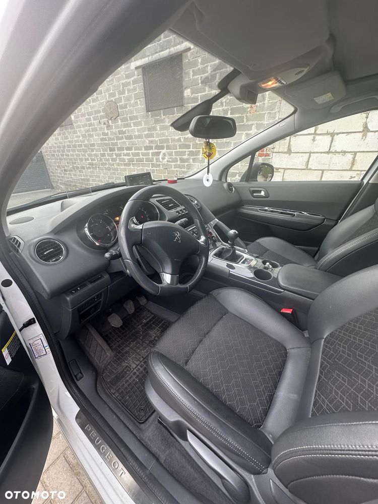 Peugeot 3008 1.6 HDi Active - 5