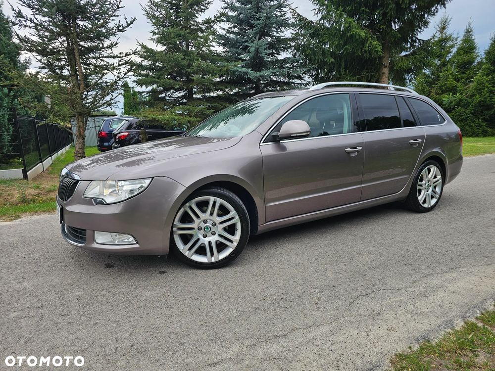 Skoda Superb 2.0 TDI Green tec Elegance - 30
