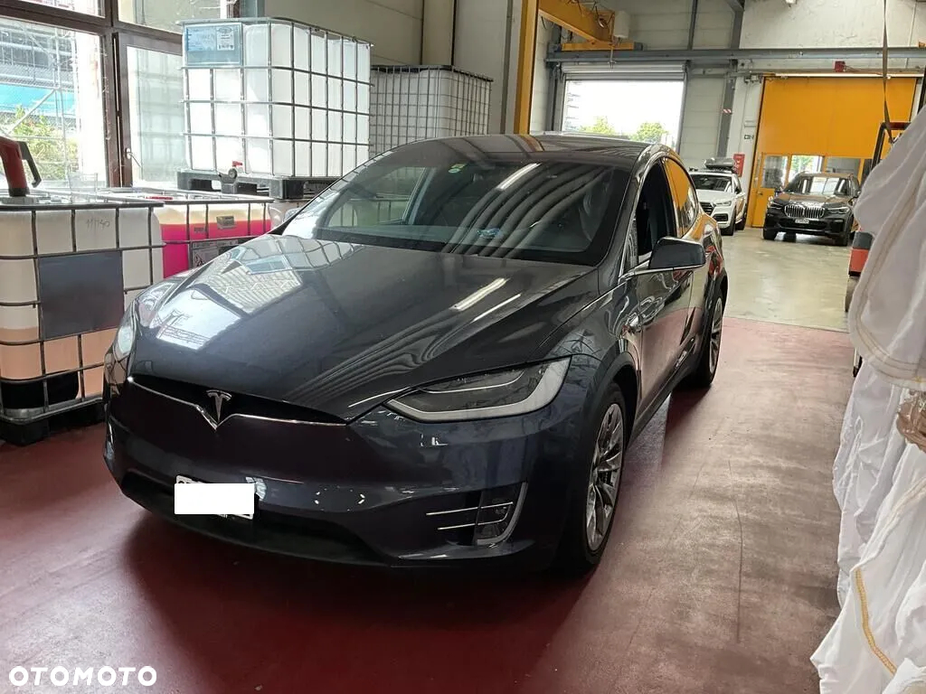 Tesla Model X Long Range Plus - 2