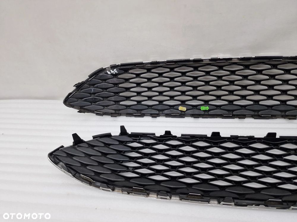 FORD FOCUS MK3 LIFT 5D 14- ATRAPA PRZEDNIA PRZÓD / GRILL , NR F1EB-8200-A , NR AUKCJI K349 - 12