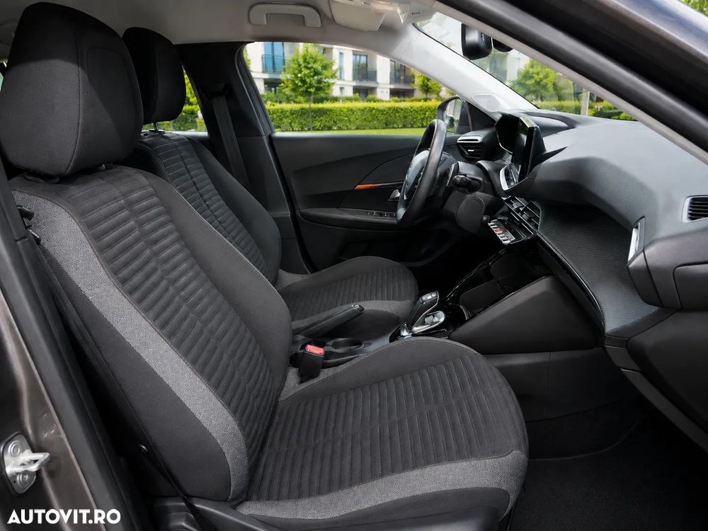 Peugeot 2008 PureTech 130 EAT8 Allure - 7
