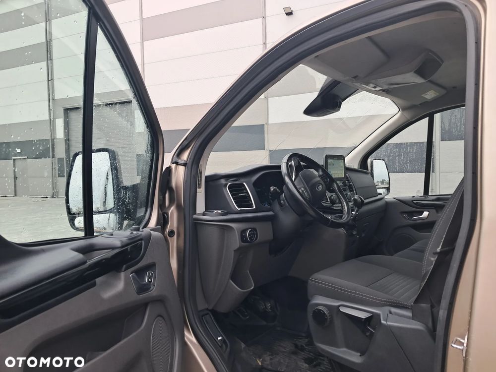 Ford Transit custom - 19