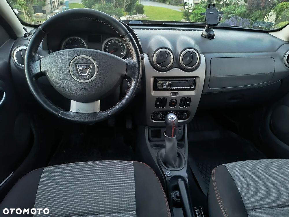 Dacia Duster 1.6 SL Garmin - 15