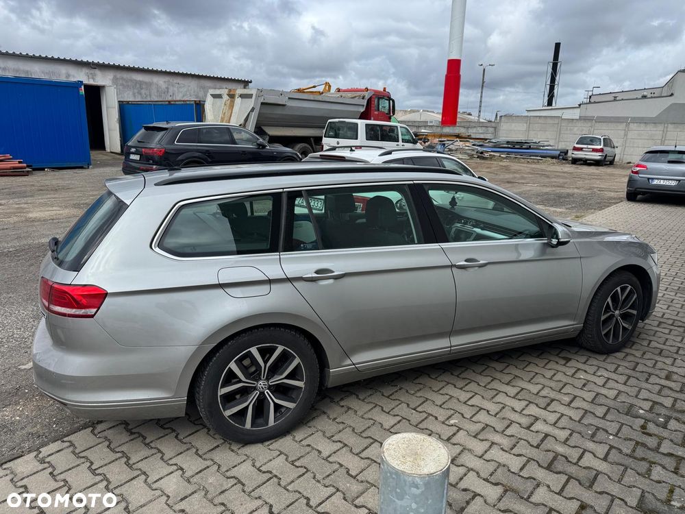 Volkswagen Passat - 5