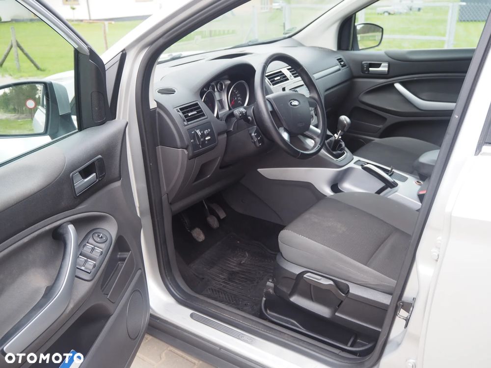Ford Kuga 2.0 TDCi 2x4 Trend - 5