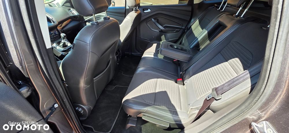 Ford Kuga 2.0 TDCi FWD Titanium - 10