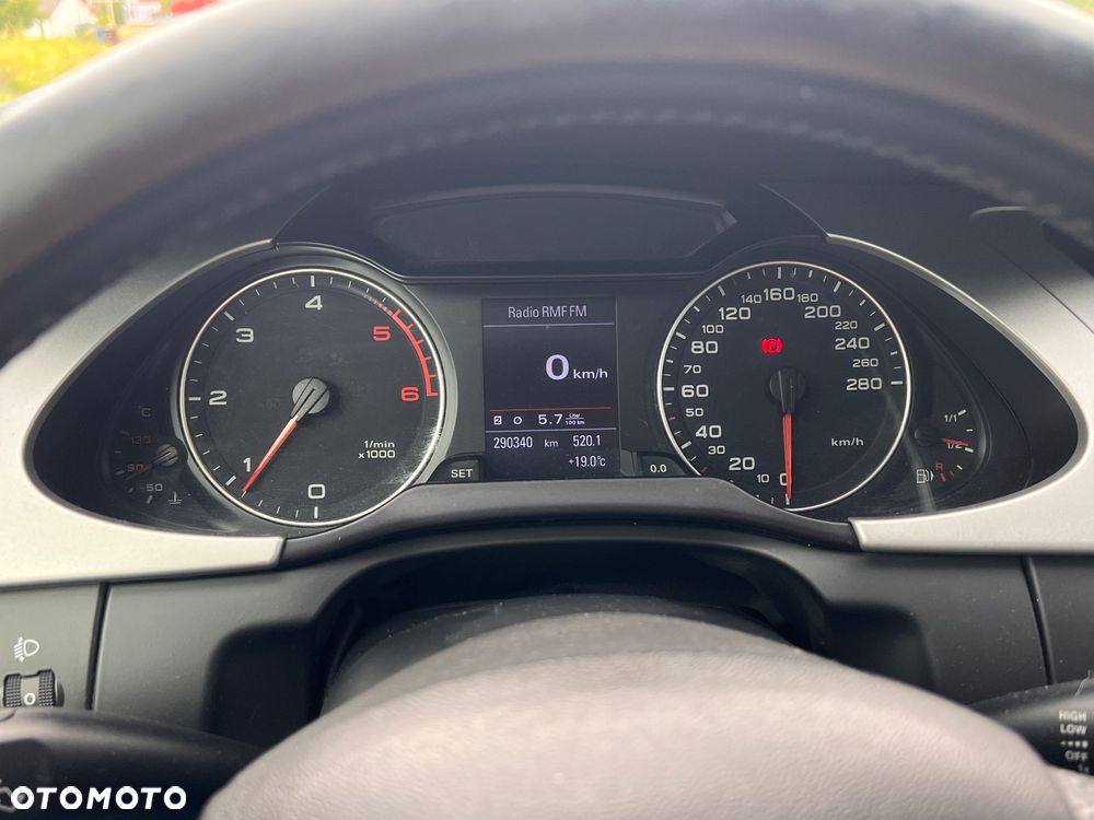 Audi A4 Avant - 1