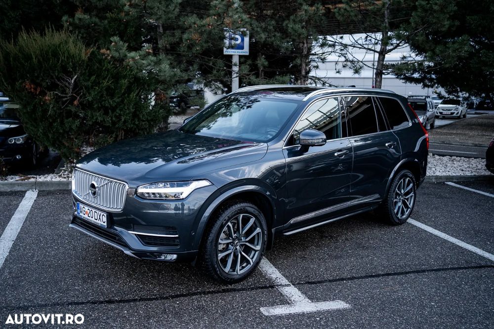 Volvo XC 90 - 1