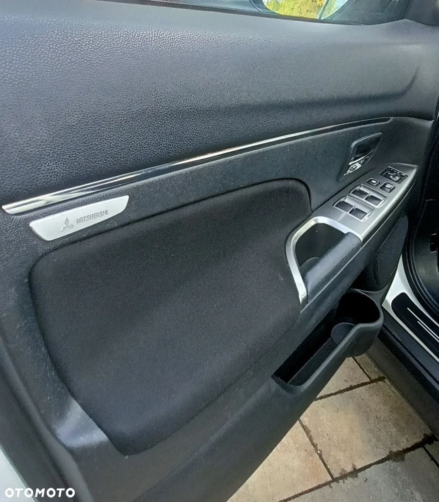 Mitsubishi ASX 1.6 Intense Plus Navi - 16