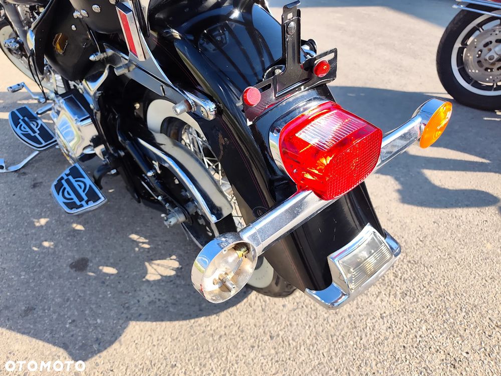 Harley-Davidson Softail Heritage Classic - 36
