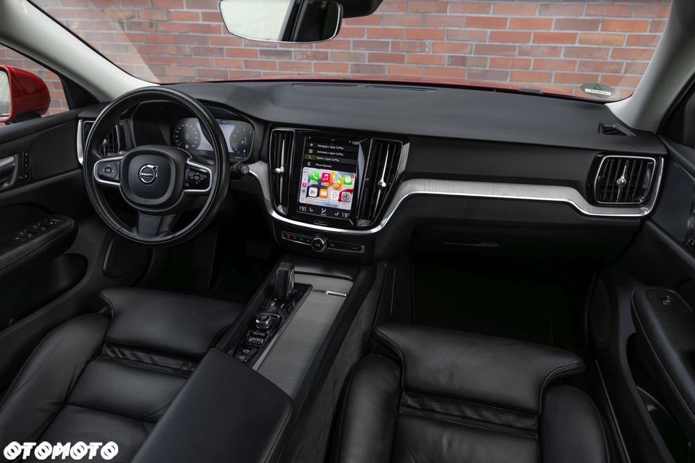 Volvo V60 Cross Country T5 AWD Geartronic Pro - 19