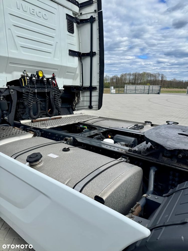 Iveco S-Way - 33