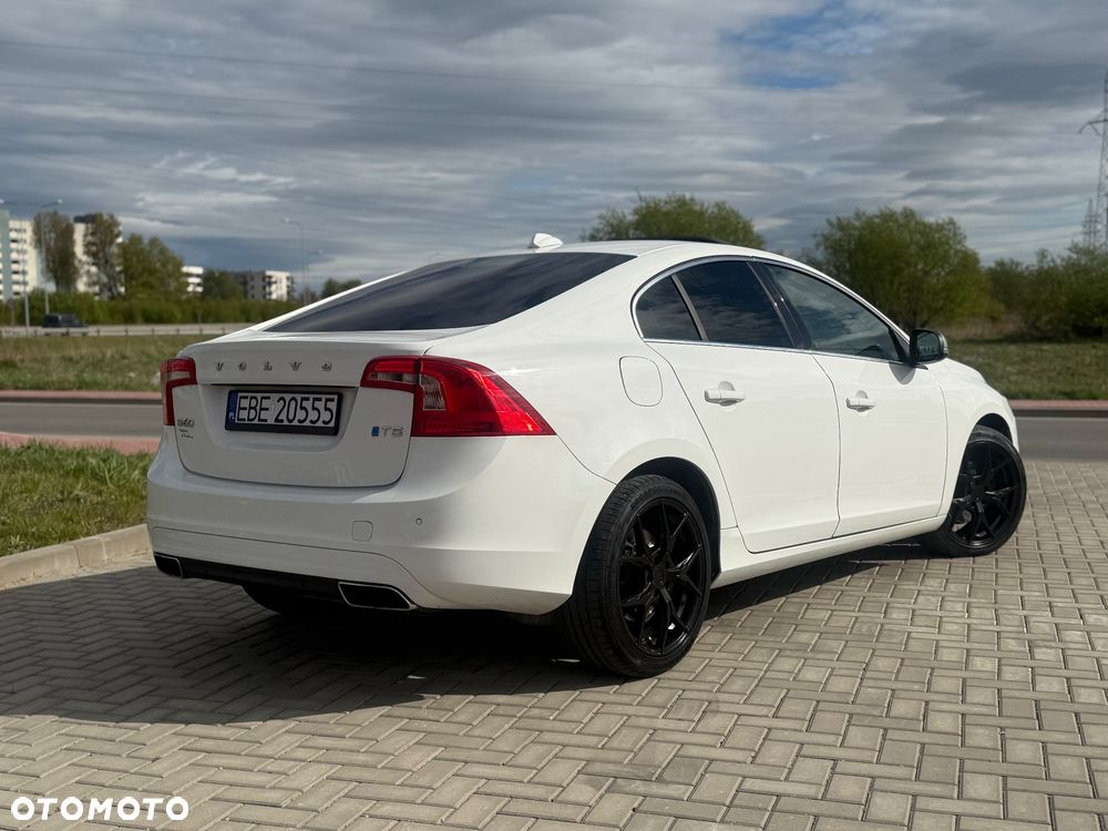 Volvo S60 T5 Geartronic RDesign - 8
