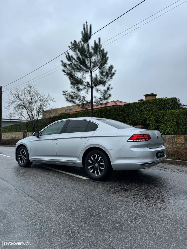 VW Passat 2.0 TDI Highline - 7