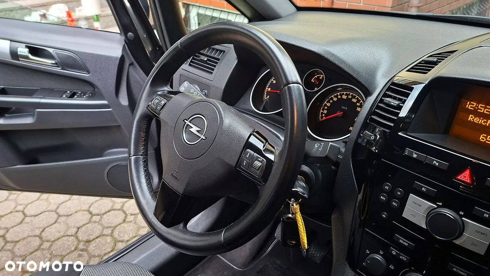 Opel Zafira 1.8 Edition 111 Jahre - 18
