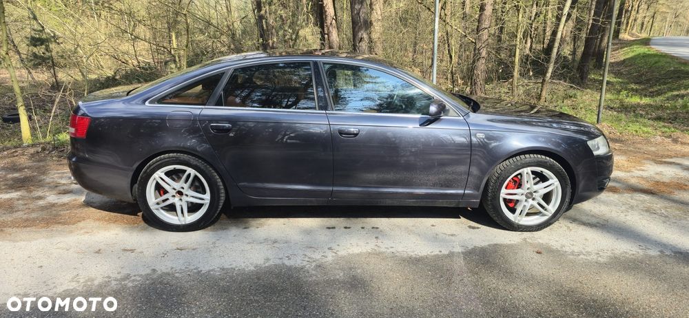 Audi A6 Limousine 3.2 FSI Quattro Tiptronic - 4