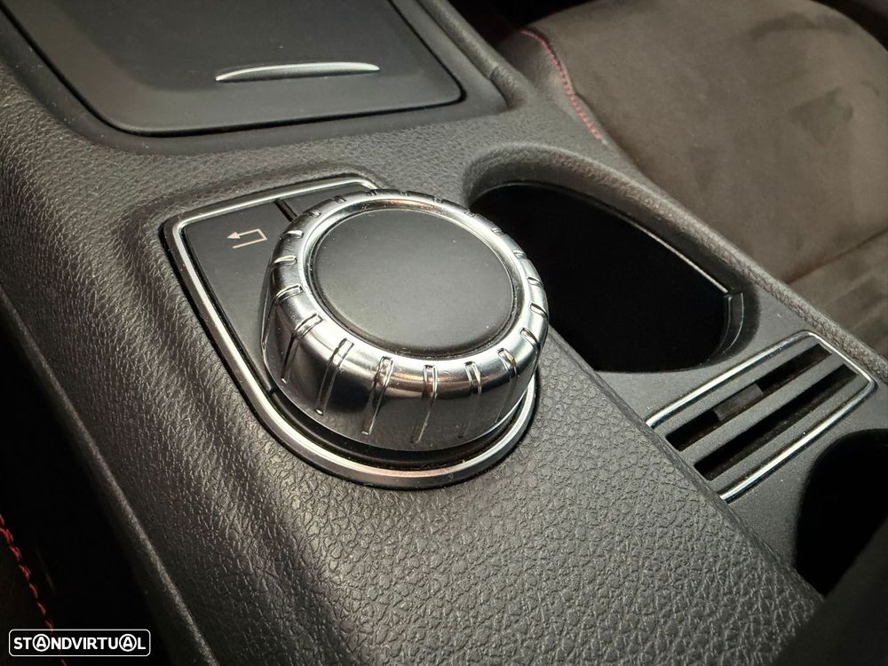 Mercedes-Benz CLA 220 d 7G-DCT AMG Line - 15