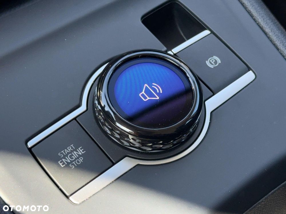 Volkswagen Tiguan - 21