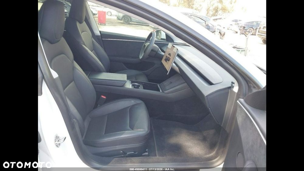 Tesla Model 3 Langstreckenbatterie Allradantrieb Dual Motor - 8