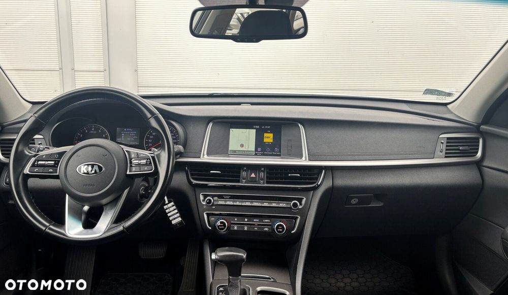 Kia Optima - 10