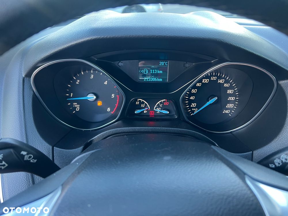 Ford Focus - 30
