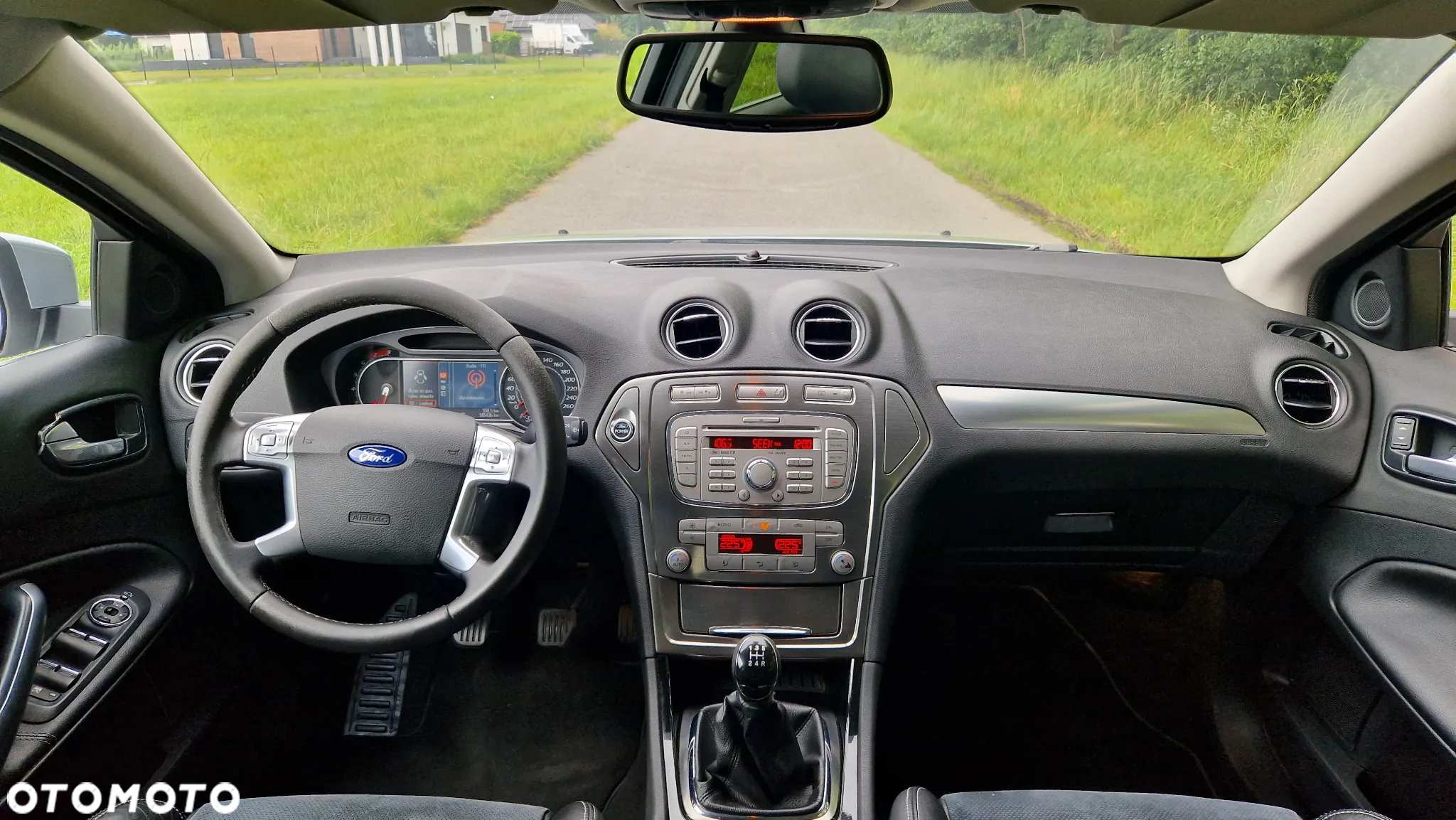 Ford Mondeo 2.0 Titanium - 12