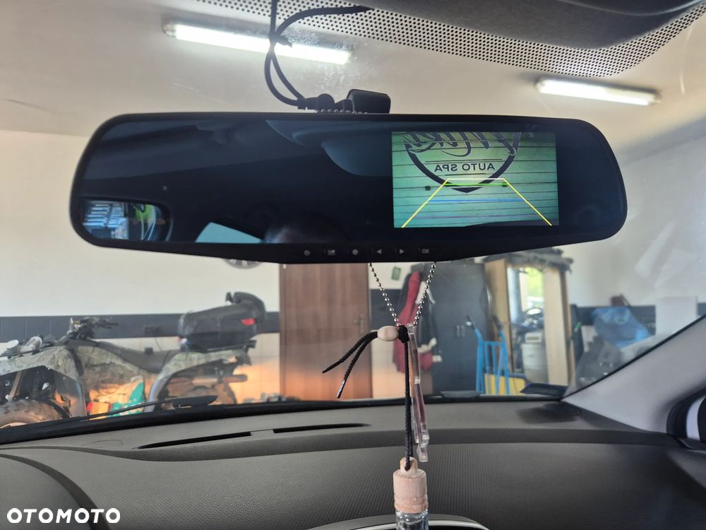 Renault Clio - 16