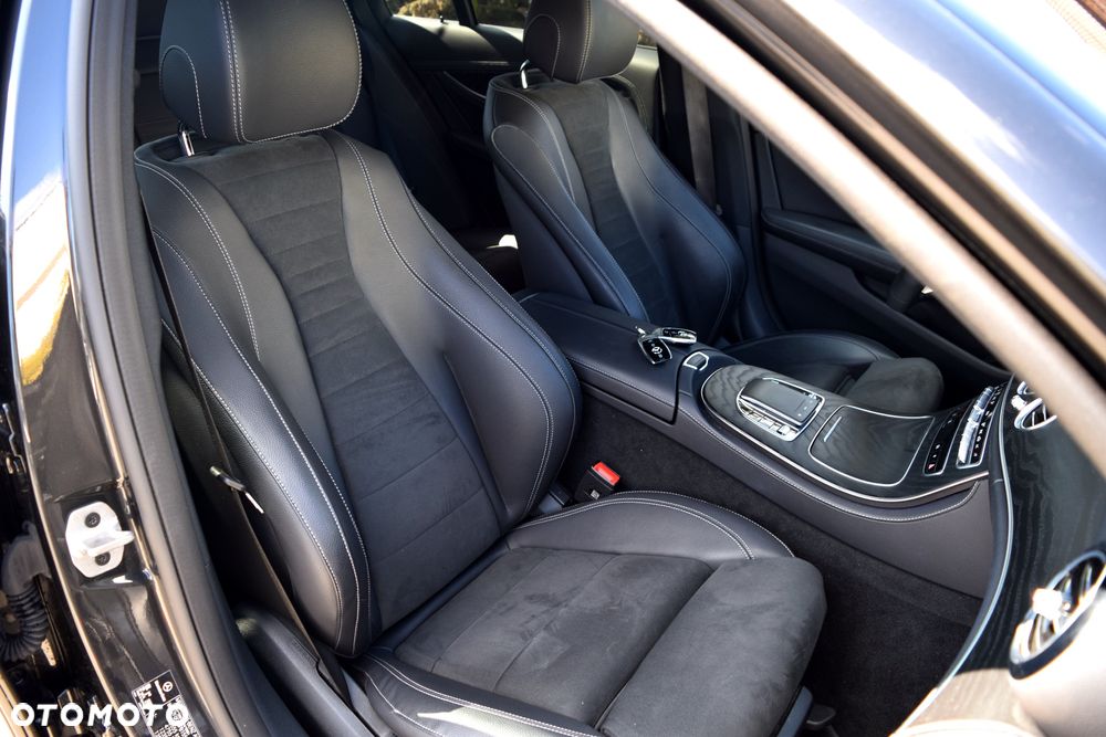 Mercedes-Benz Klasa E 220 d 4-Matic AMG - 18