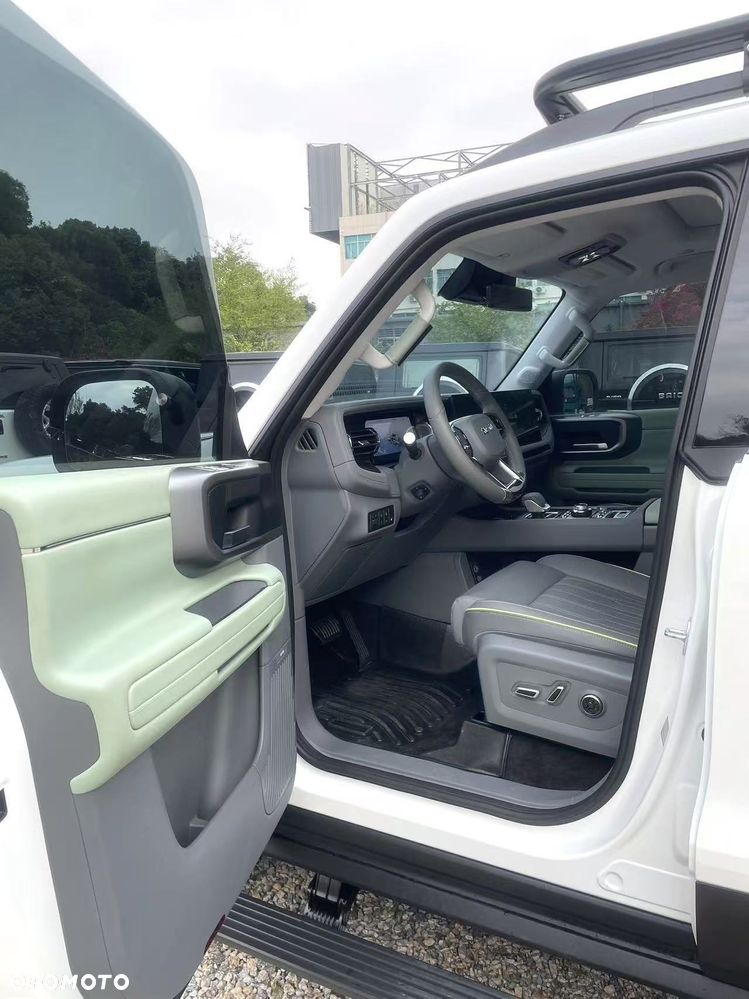 BAIC BJ40 - 10