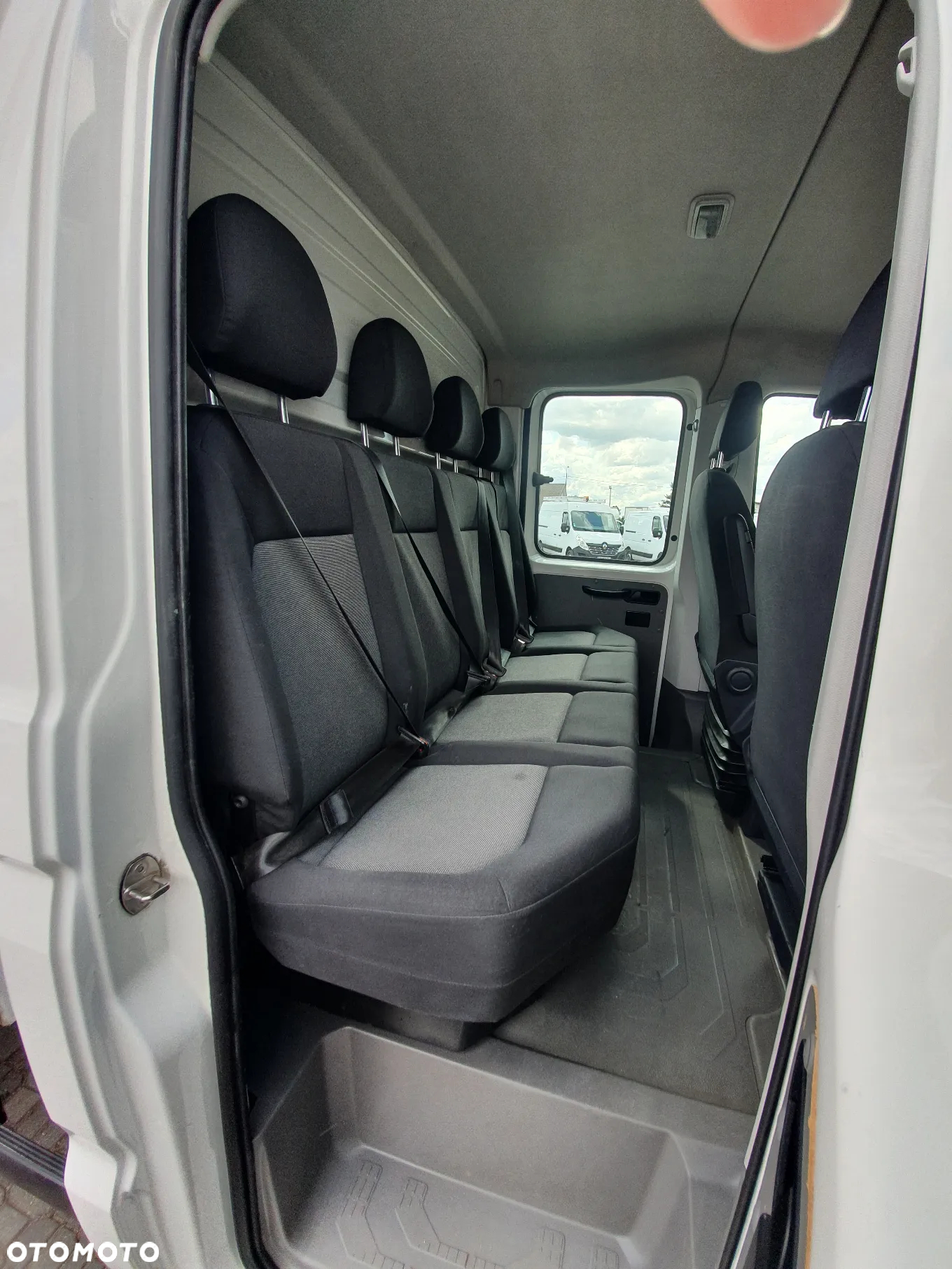 Volkswagen CRAFTER - 21
