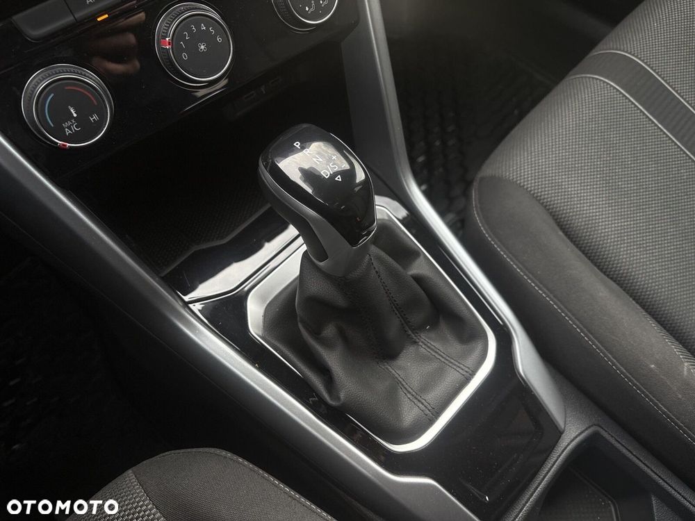 Volkswagen T-Roc 1.5 TSI Life DSG - 26