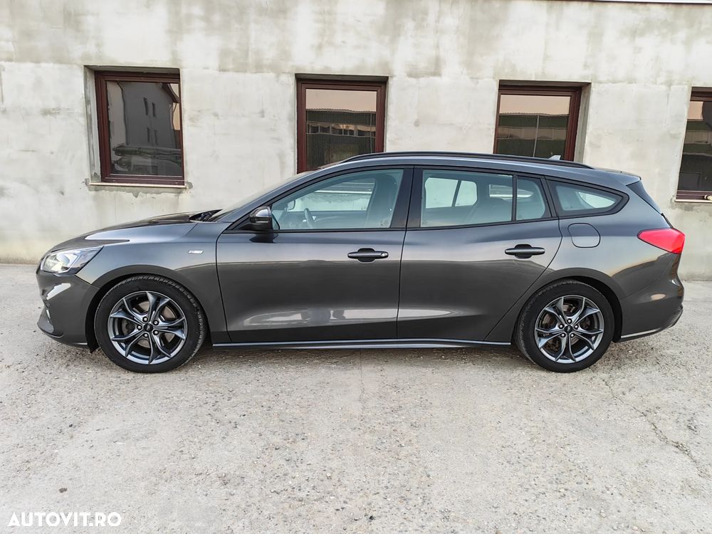 Ford Focus - 4