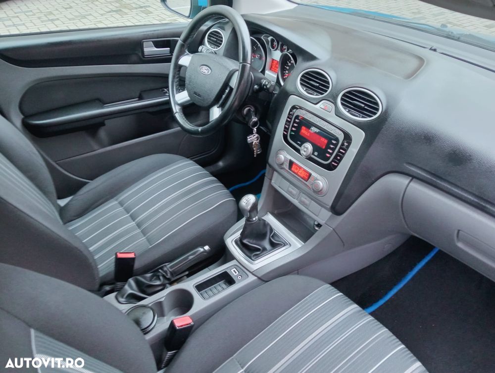 Ford Focus 1.6 TI-VCT Ambiente - 10