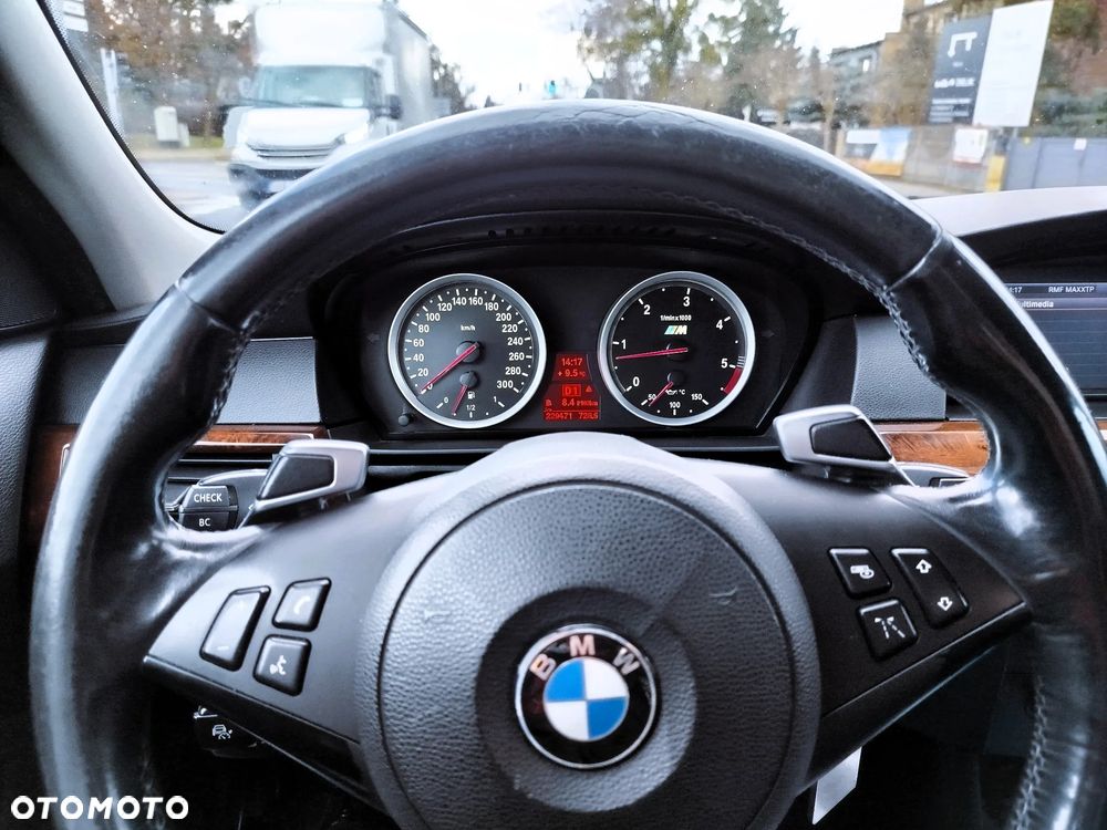 BMW Seria 5 - 28