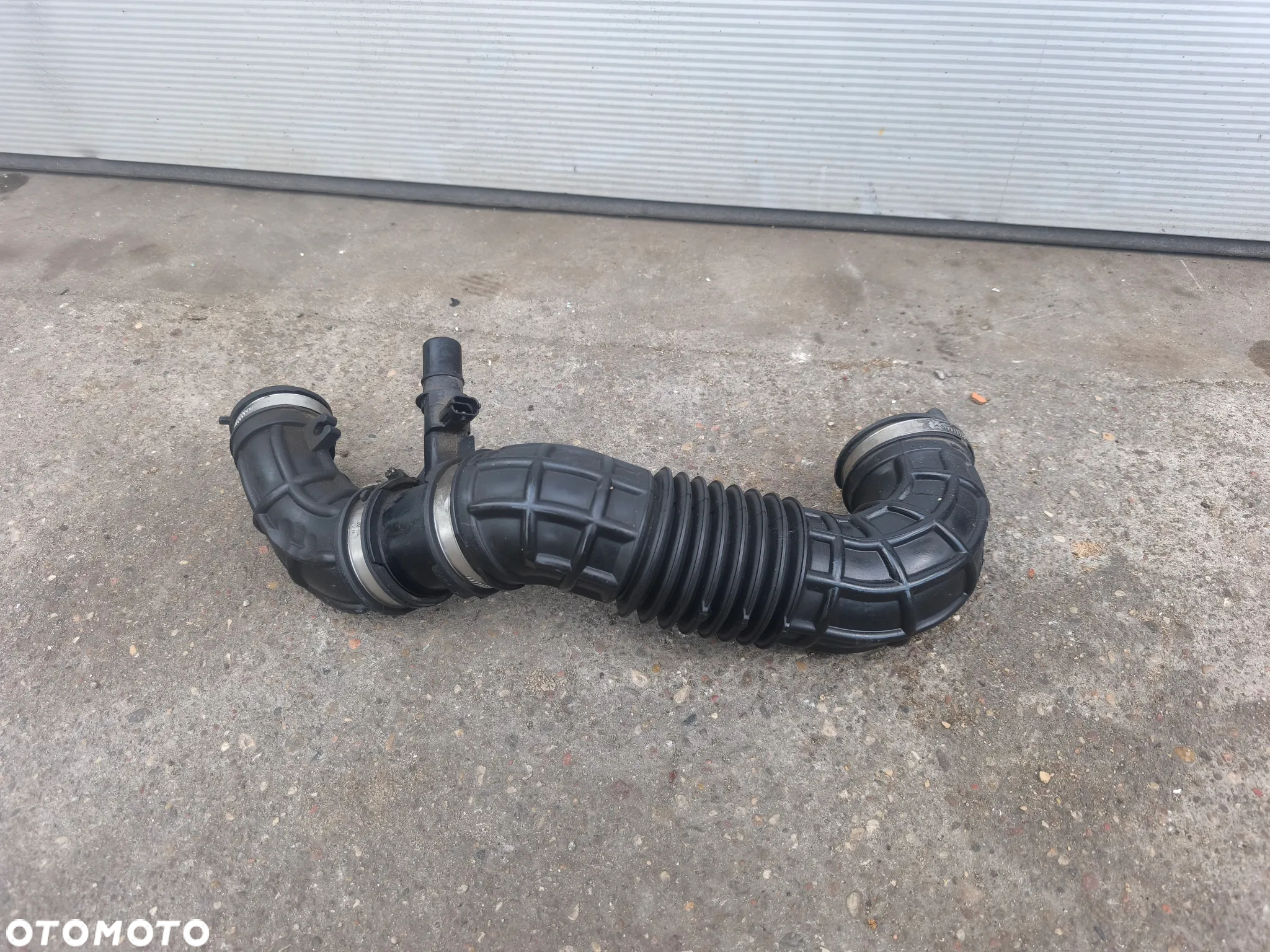 Rura powietrza filtr Ford Transit Custom 2.0 TDCi GK21-9R504-48 - 2