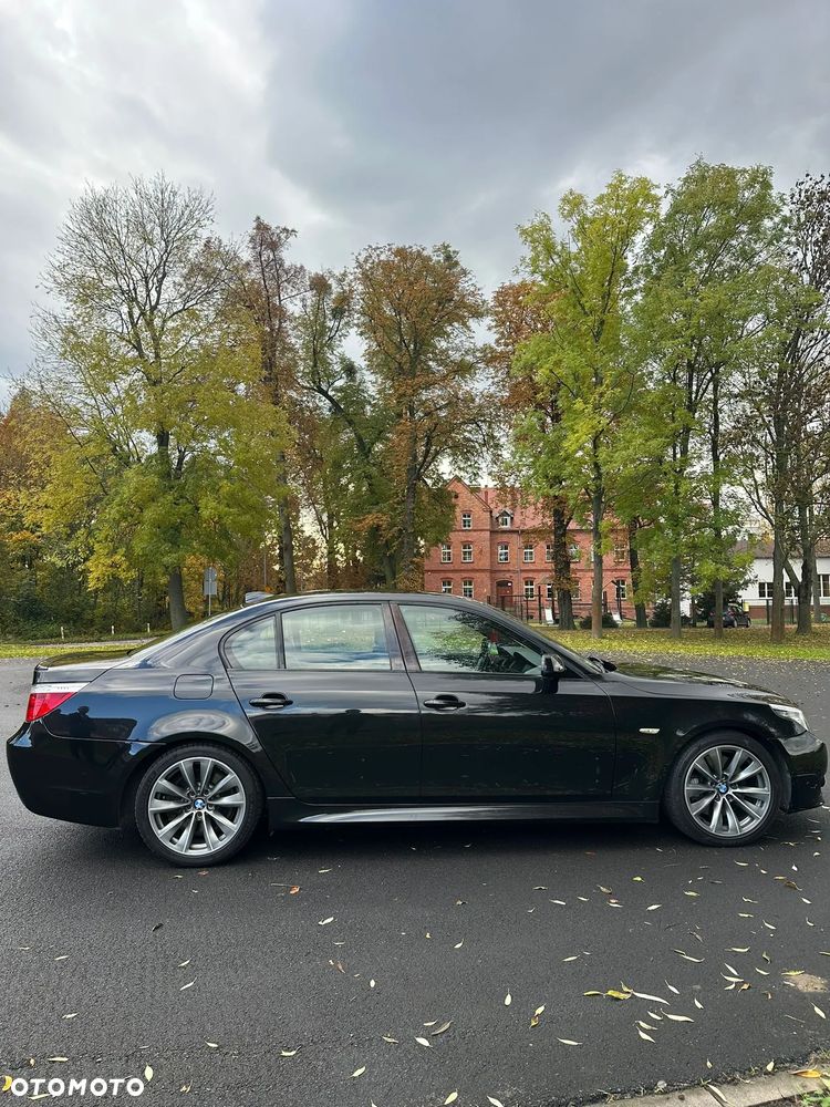 BMW Seria 5 550i - 3