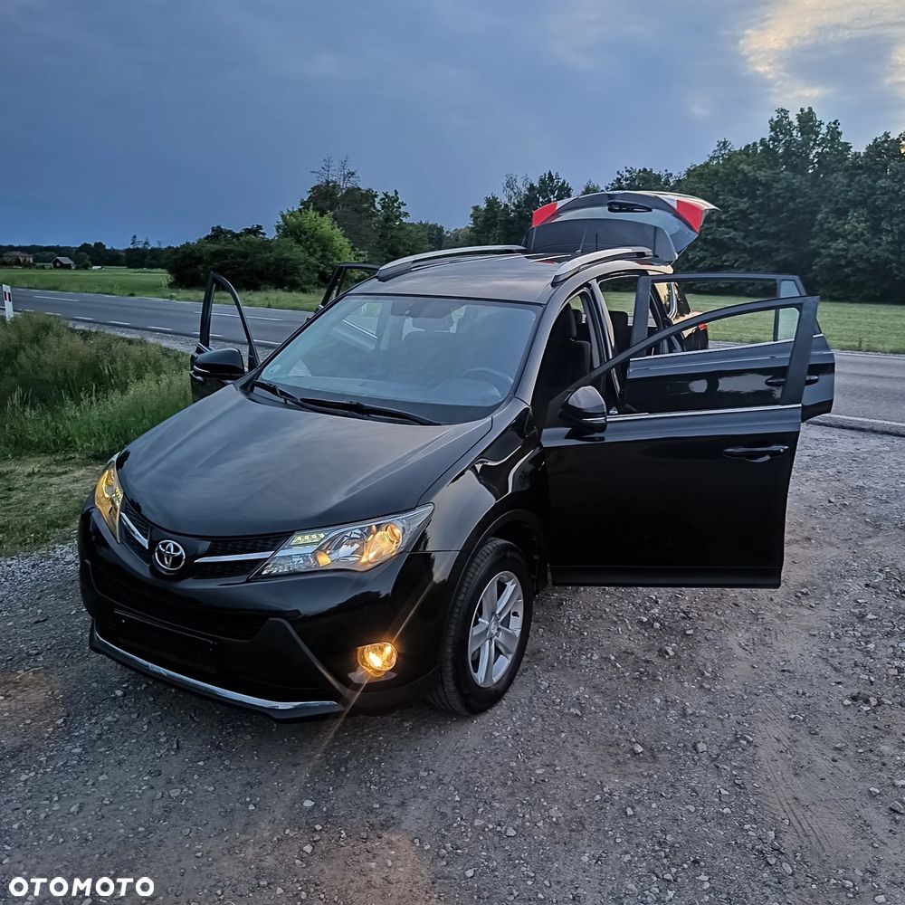 Toyota RAV4 2.0 D-4D Active - 13