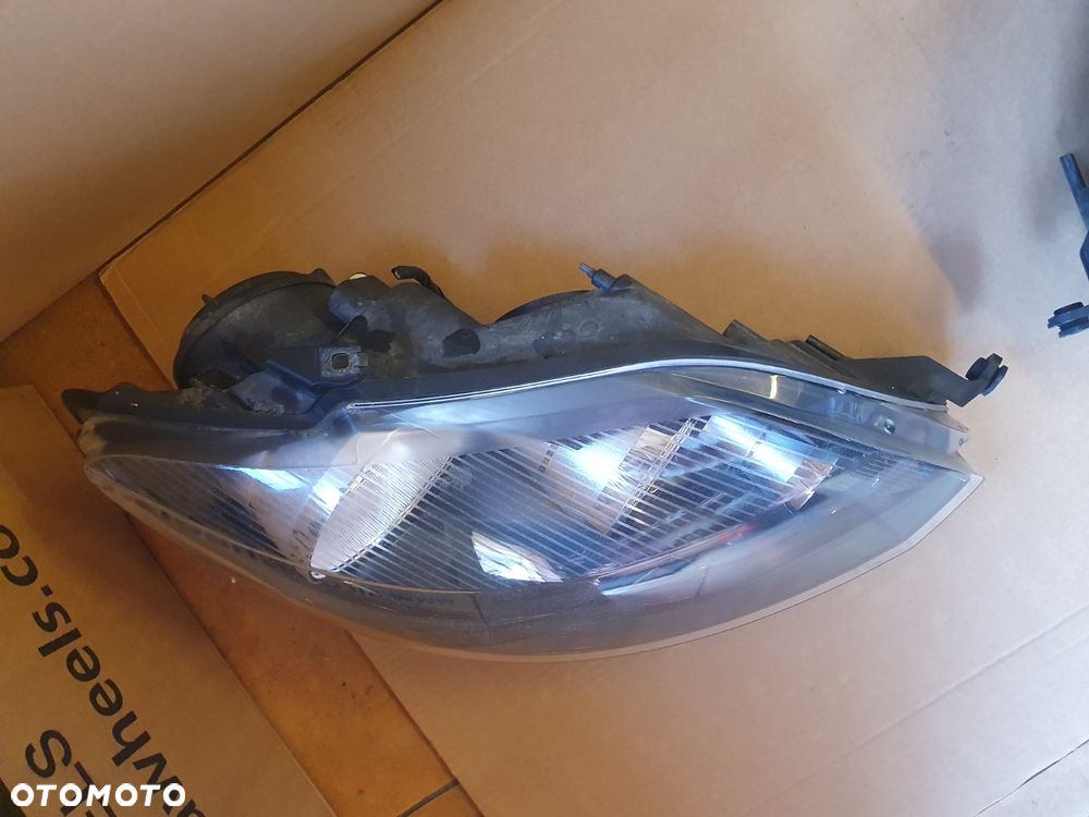 REFLEKTOR L/P VW GOLF V PLUS LIFT - 7