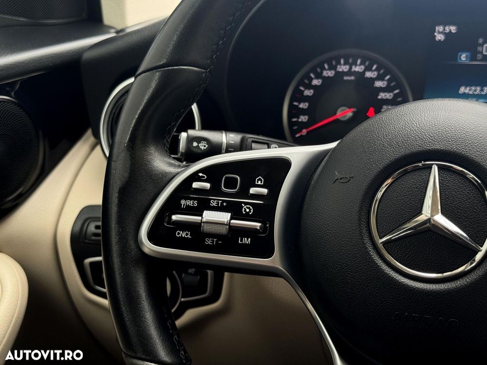 Mercedes-Benz GLC - 11