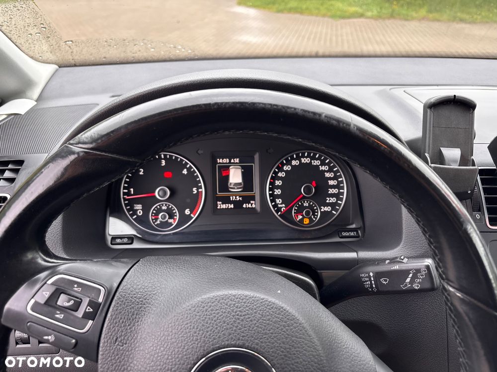 Volkswagen Touran 2.0 TDI DPF BlueMotion Technology Highline - 19