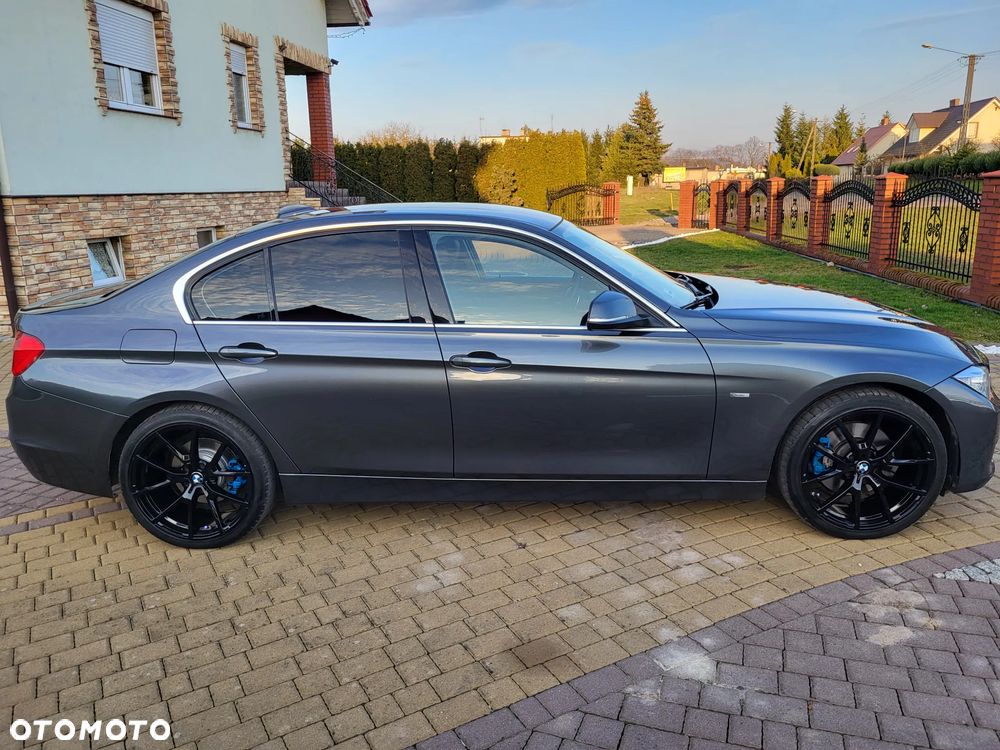 BMW Seria 3 328i Modern Line - 15