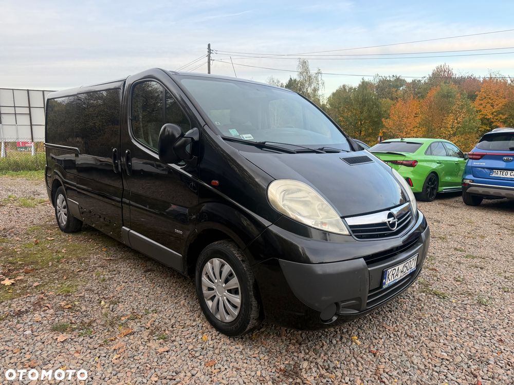 Opel Vivaro - 18