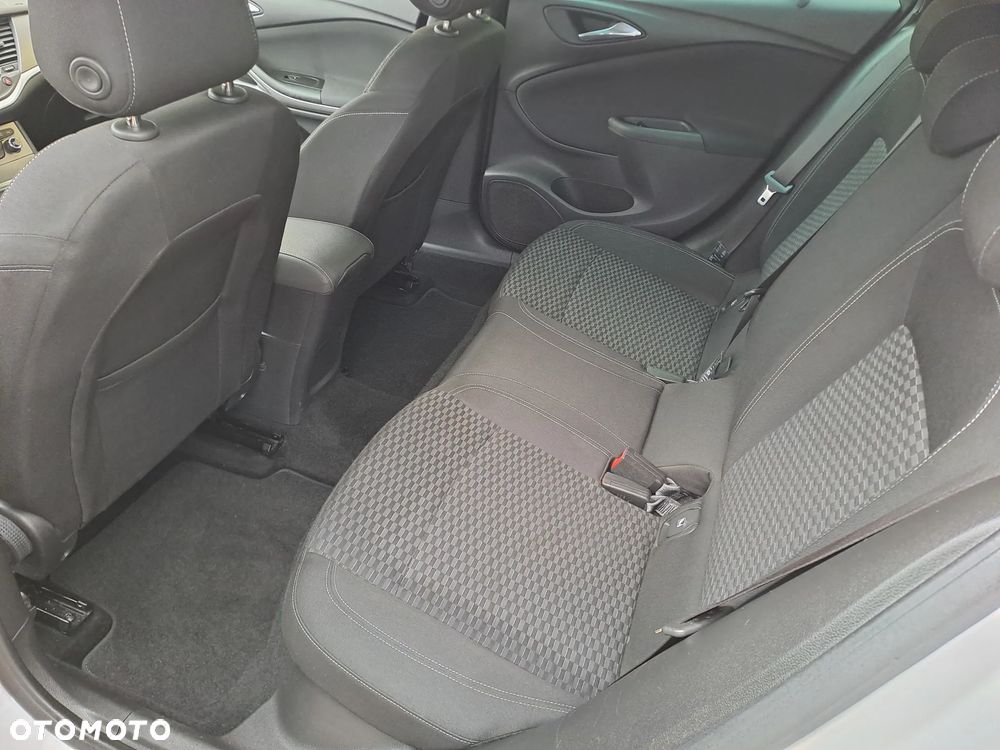 Opel Astra - 22