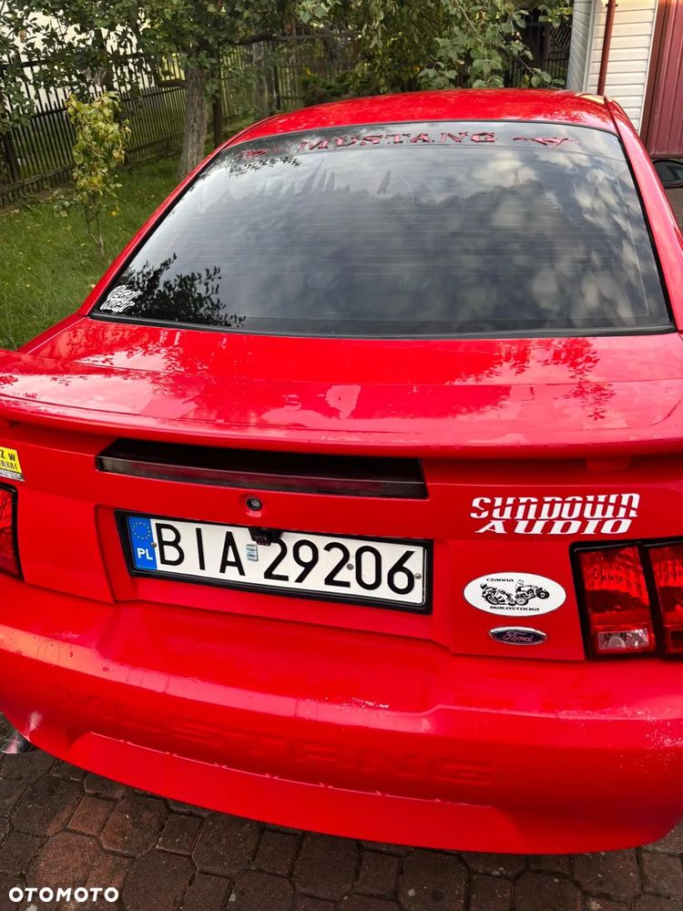 Ford Mustang - 6